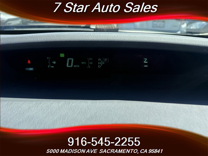 Used 2015 Toyota Prius Two FWD image 11