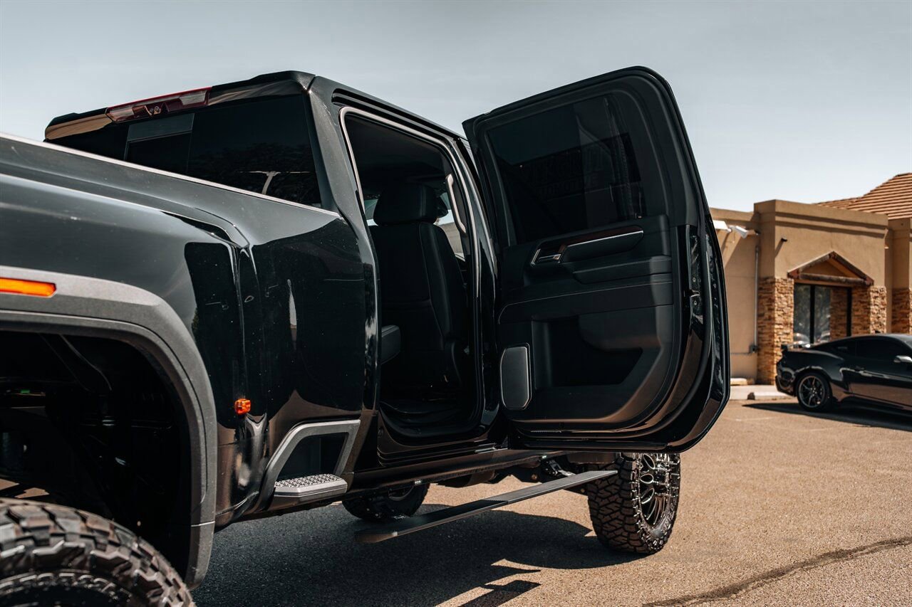Used 2024 GMC Sierra 3500 Denali w/ Denali Reserve Package AWD/4WD image 58