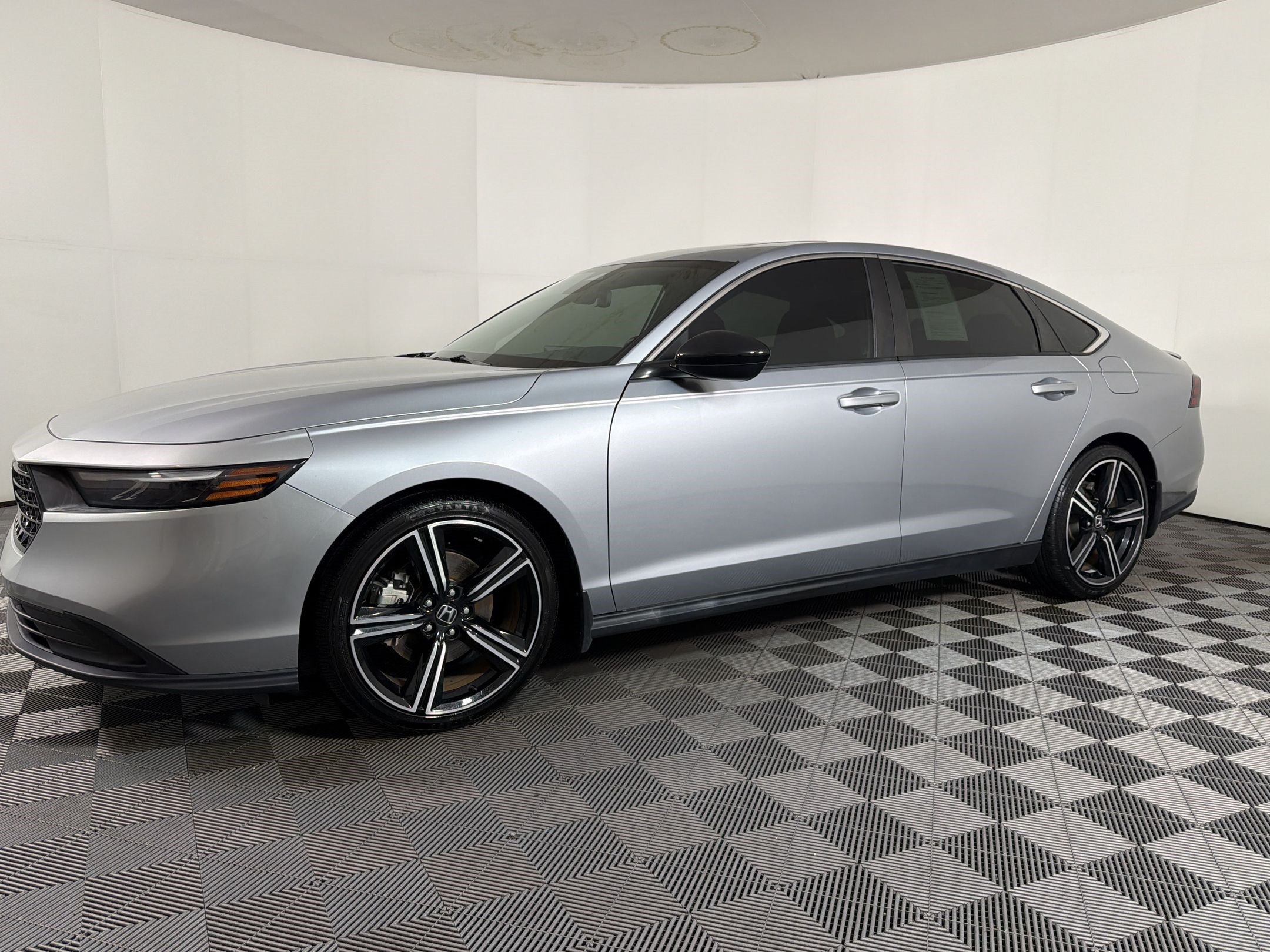 Used 2023 Honda Accord Sport image 24