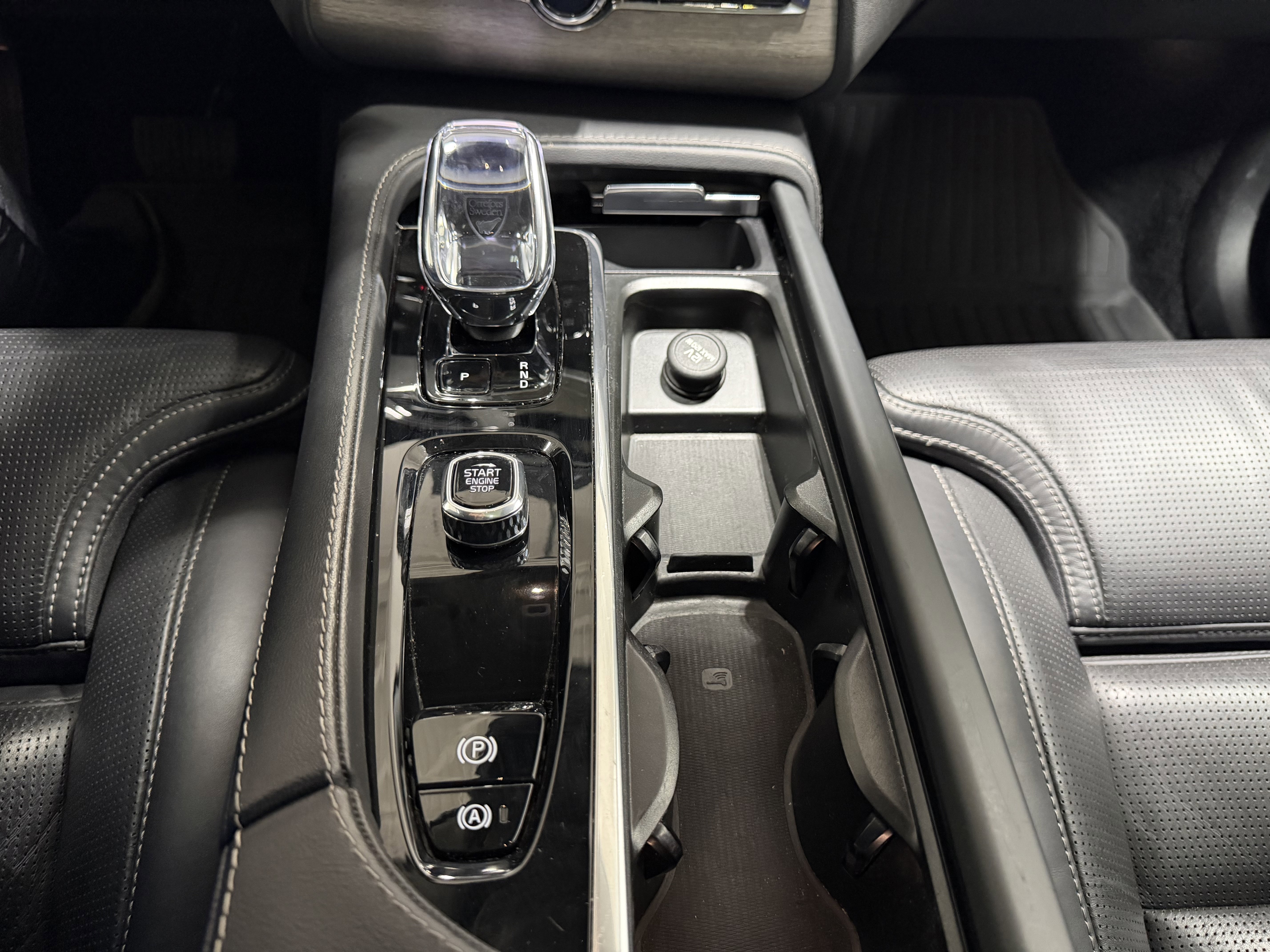 Used 2023 Volvo XC90 B6 Ultimate w/ Protection Package image 20