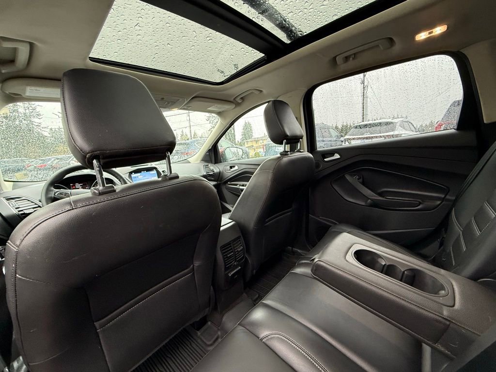 Used 2018 Ford Escape Titanium w/ Ford Safe & Smart Package image 15