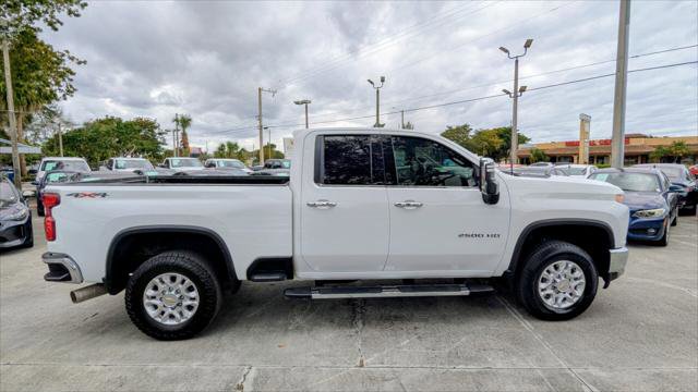 Used 2022 Chevrolet Silverado 2500 LTZ w/ Safety Package AWD/4WD image 8