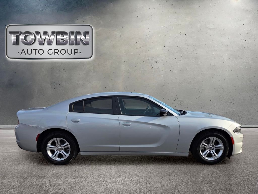Used 2023 Dodge Charger SXT RWD image 3
