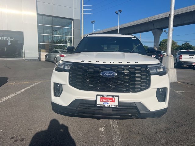 New 2026 Ford Explorer ST-Line w/ ST-Line Street Pack image 2