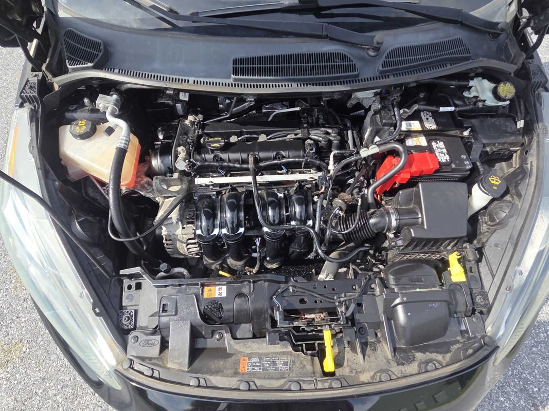 Used 2016 Ford Fiesta SE FWD image 29