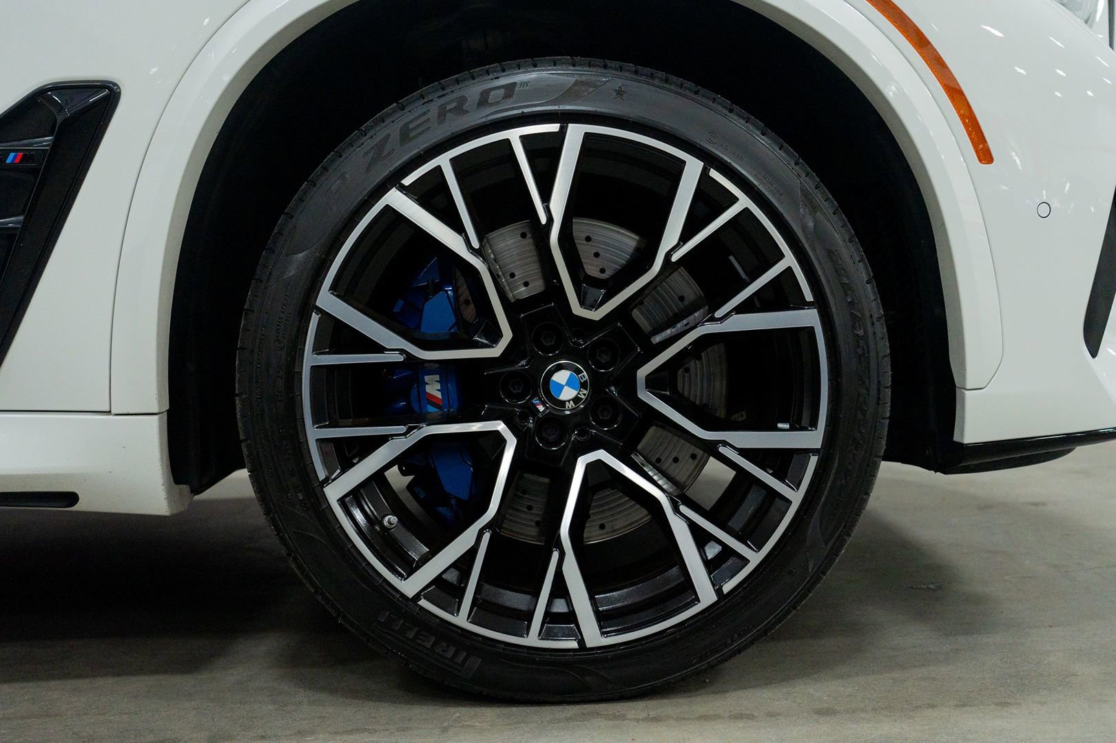 Used 2021 BMW X5 M w/ Competition Package image 15
