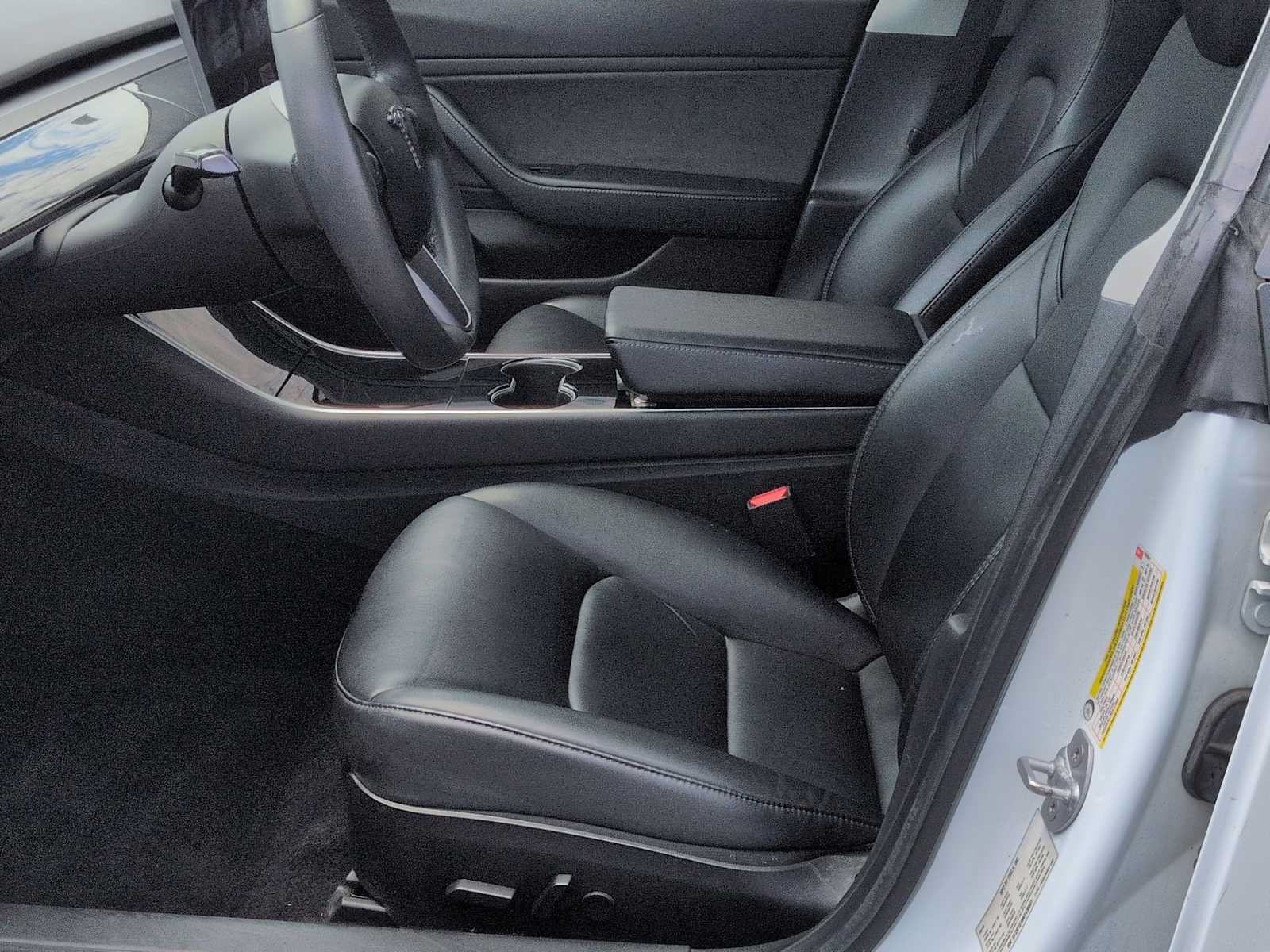 Used 2019 Tesla Model 3 Standard Range Plus RWD image 16