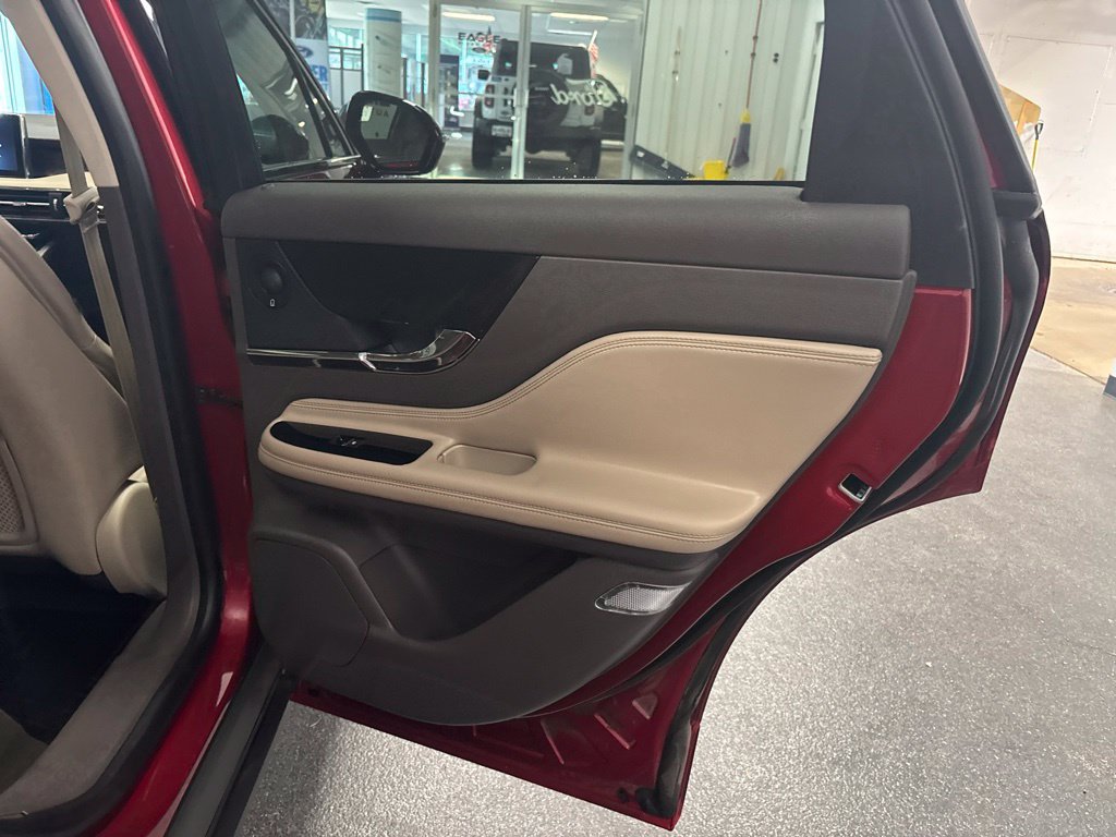 Used 2020 Lincoln Corsair Reserve w/ Appearance Package AWD/4WD image 29