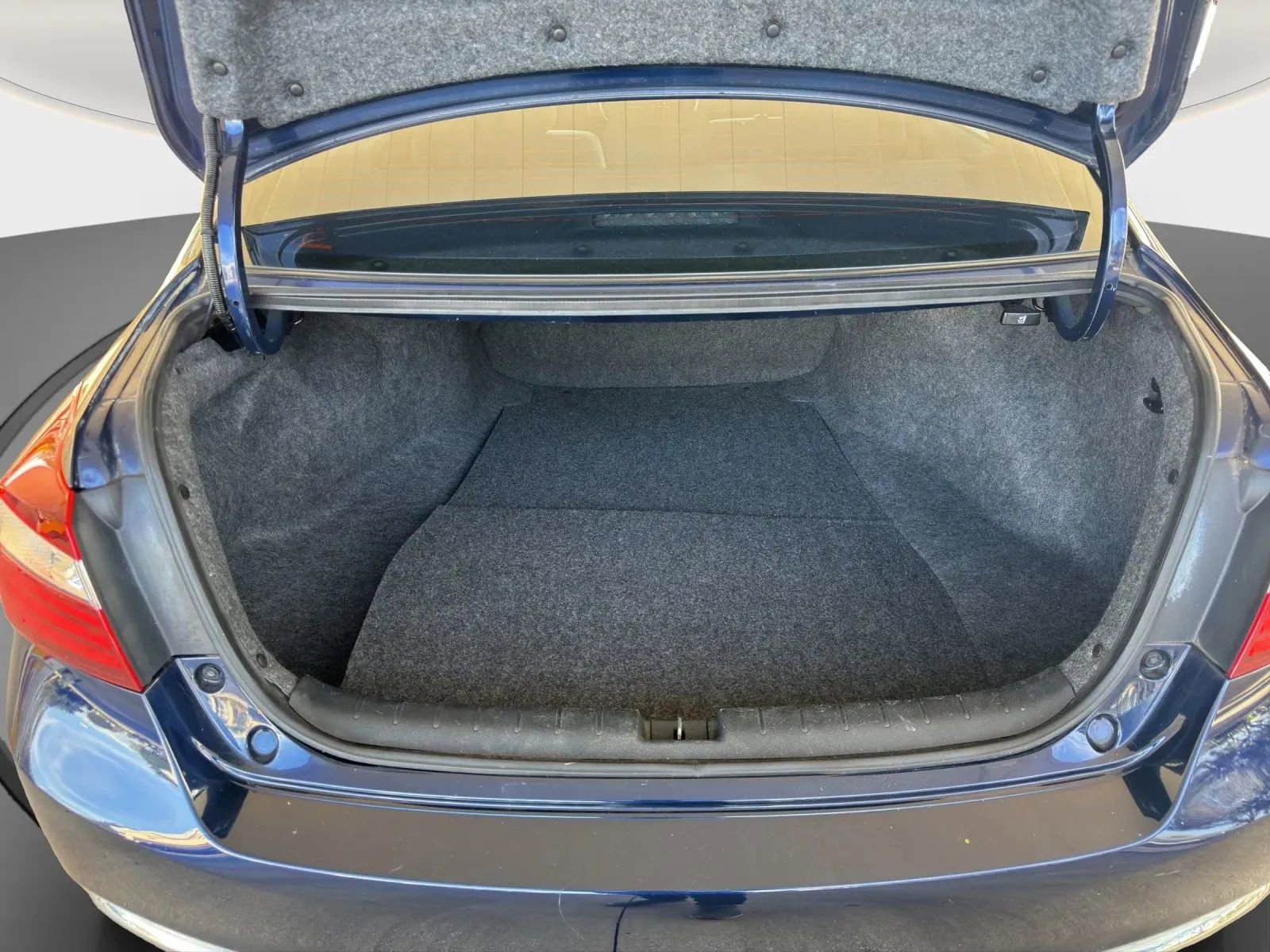 Used 2016 Honda Accord LX image 40