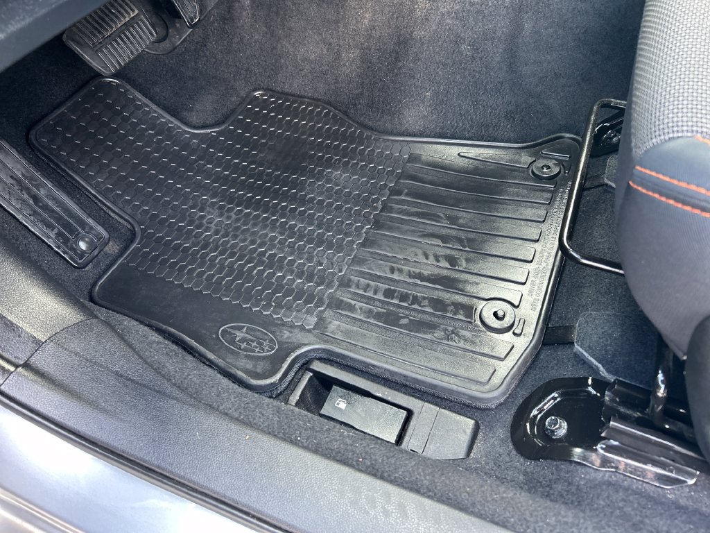 Used 2018 Subaru Crosstrek 2.0i Premium AWD/4WD image 18