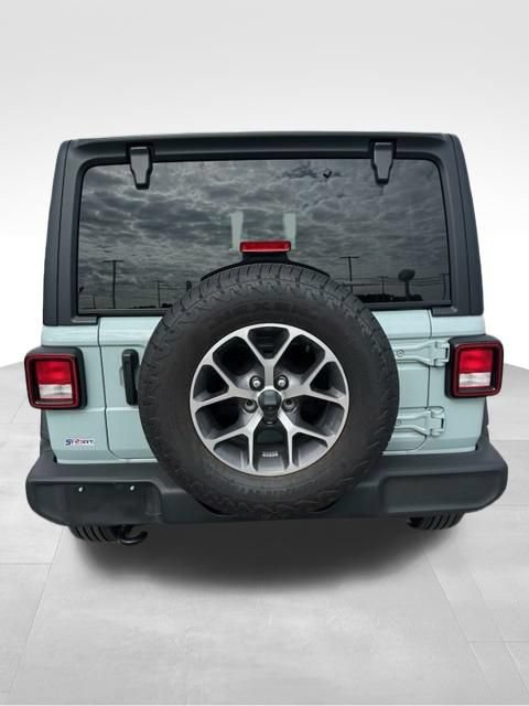 Used 2024 Jeep Wrangler Unlimited Sport AWD/4WD image 6