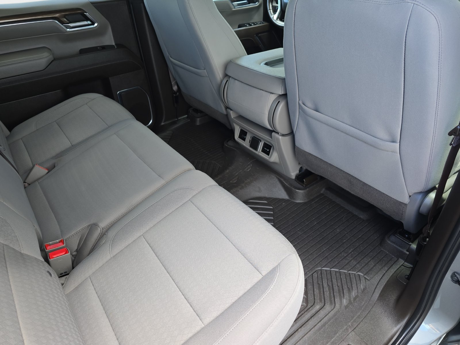 Used 2024 Chevrolet Silverado 1500 LT AWD/4WD image 13