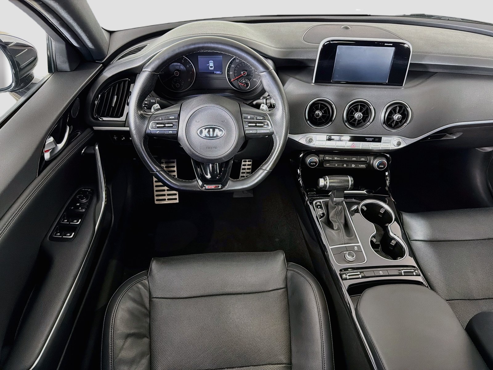 Used 2020 Kia Stinger GT-Line RWD image 20
