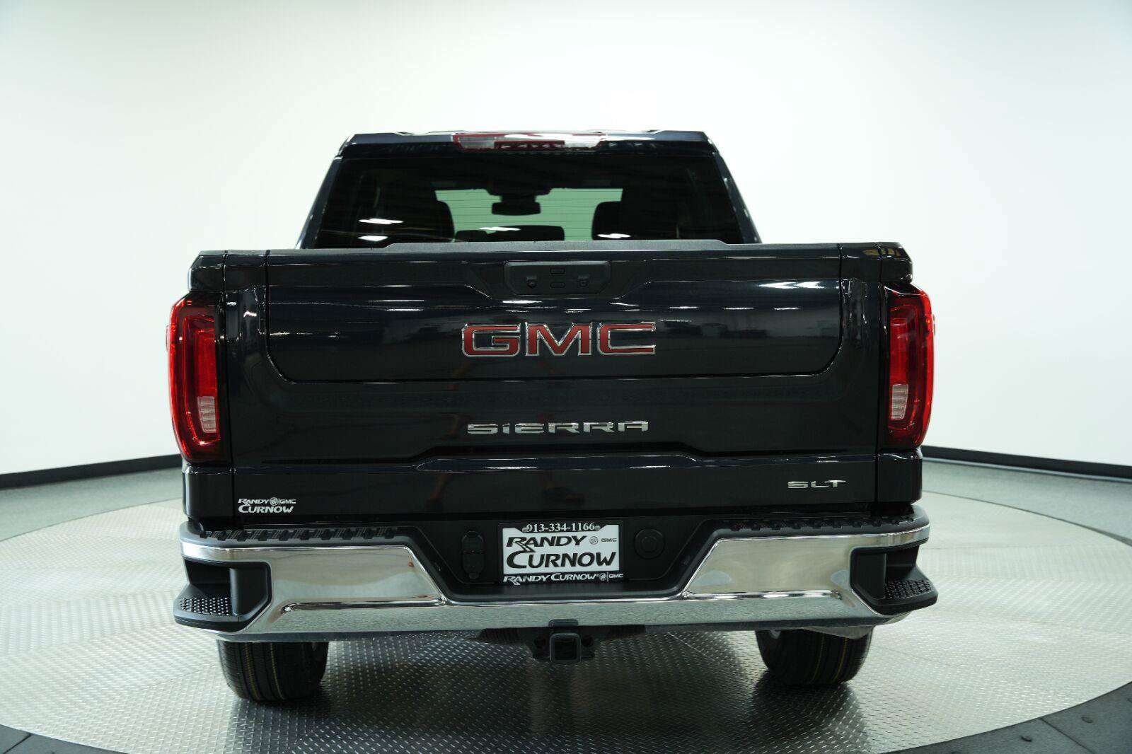 Used 2025 GMC Sierra 1500 SLT AWD/4WD image 8