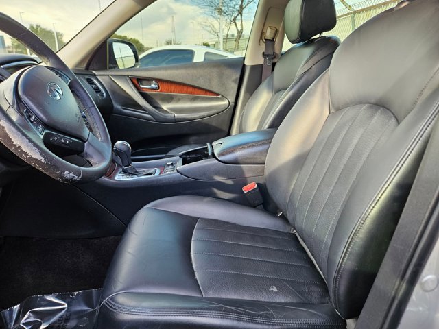 Used 2017 INFINITI QX50 2WD w/ Premium Plus Package image 8