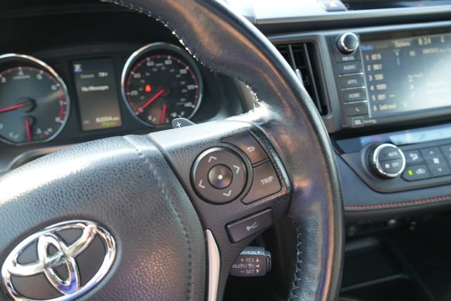 Used 2016 Toyota RAV4 SE w/ Advanced Technology Package AWD/4WD image 25
