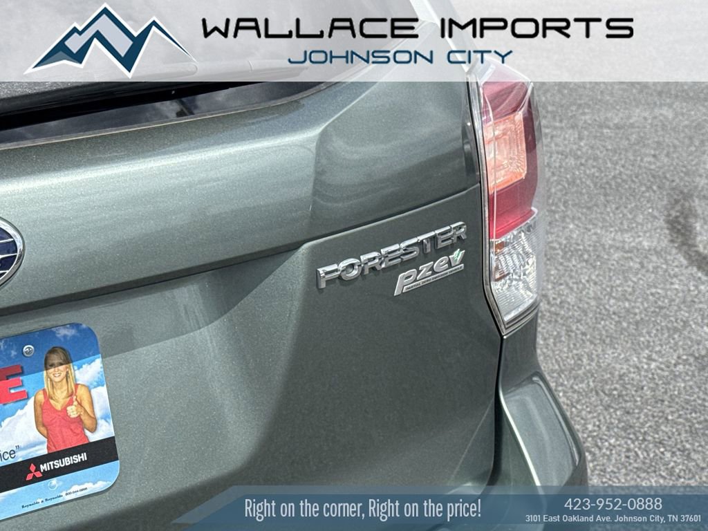 Used 2017 Subaru Forester 2.5i Limited w/ Protection Package #2 AWD/4WD image 11