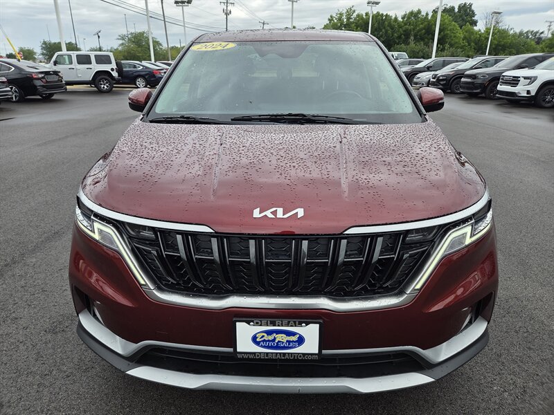 Used 2024 Kia Carnival LX FWD image 8