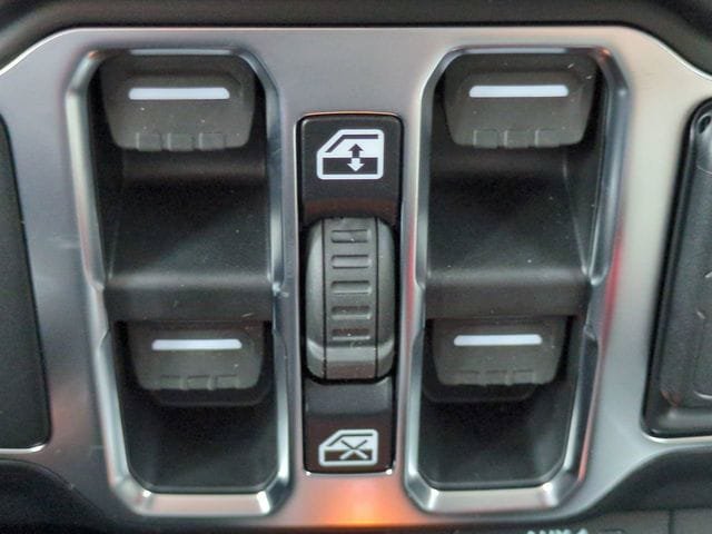 New 2026 Jeep Gladiator Sport AWD/4WD image 24