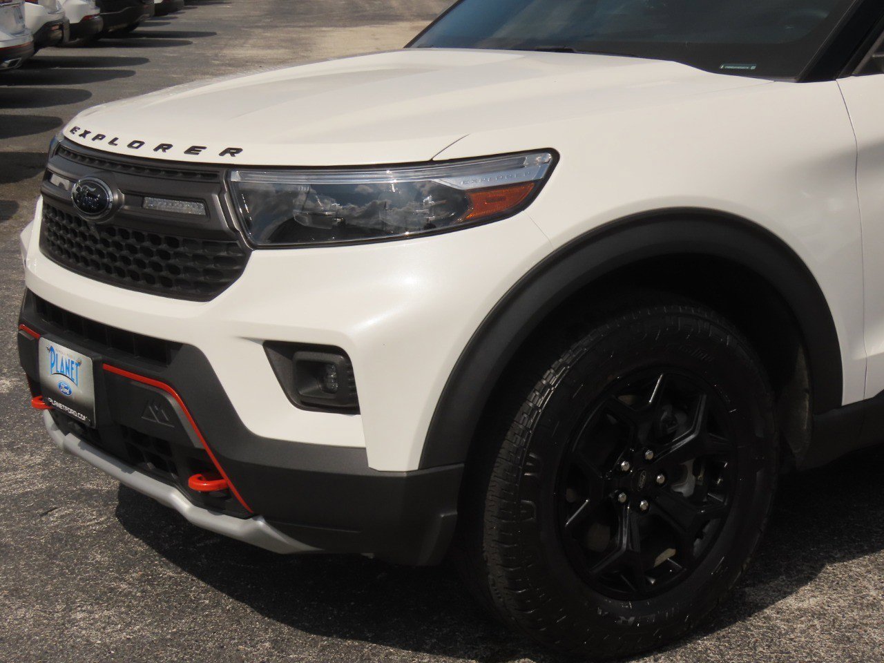 Certified 2022 Ford Explorer Timberline w/ Timberline Technology Package AWD/4WD image 3