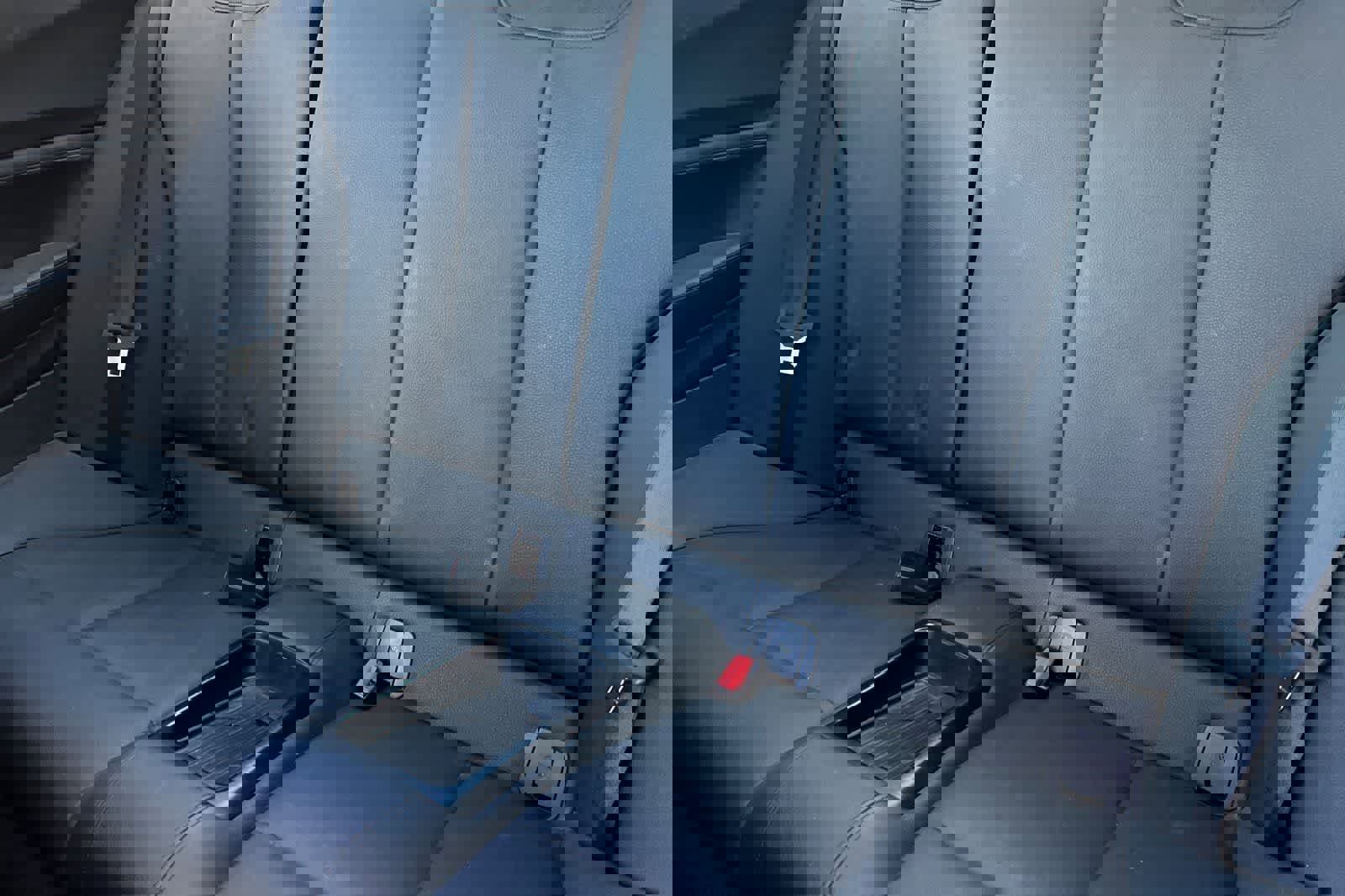 Used 2016 BMW M235i Coupe image 5