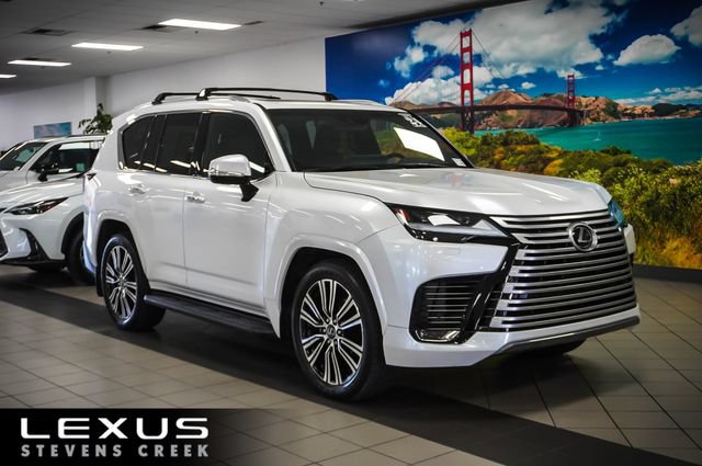 Used 2024 Lexus LX 600 4WD w/ Luxury Package