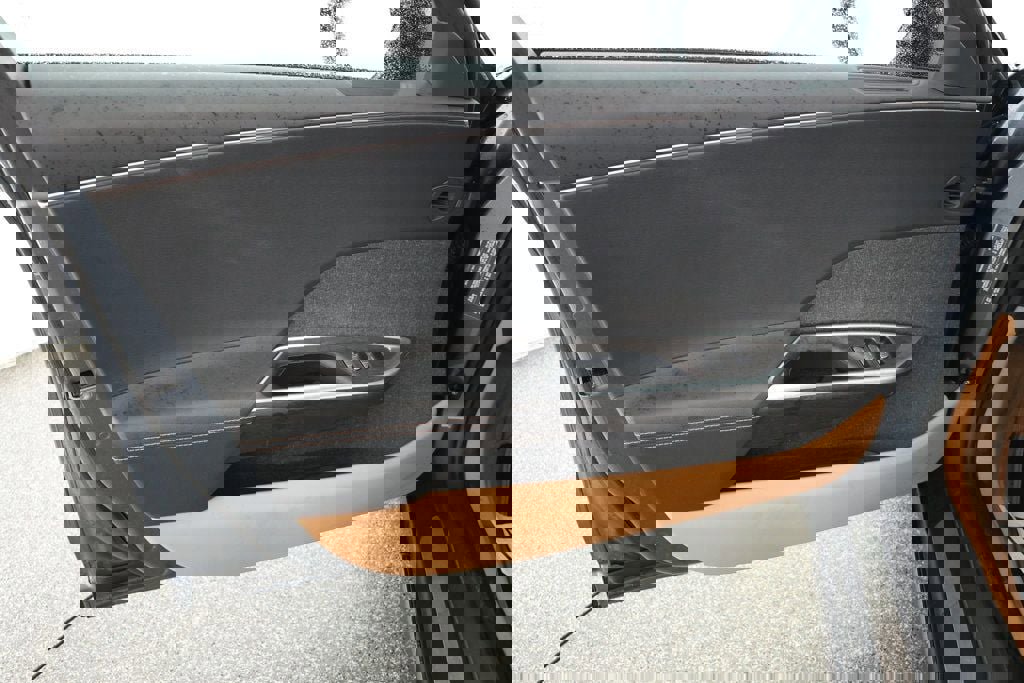 Used 2024 Lucid Air Touring image 8