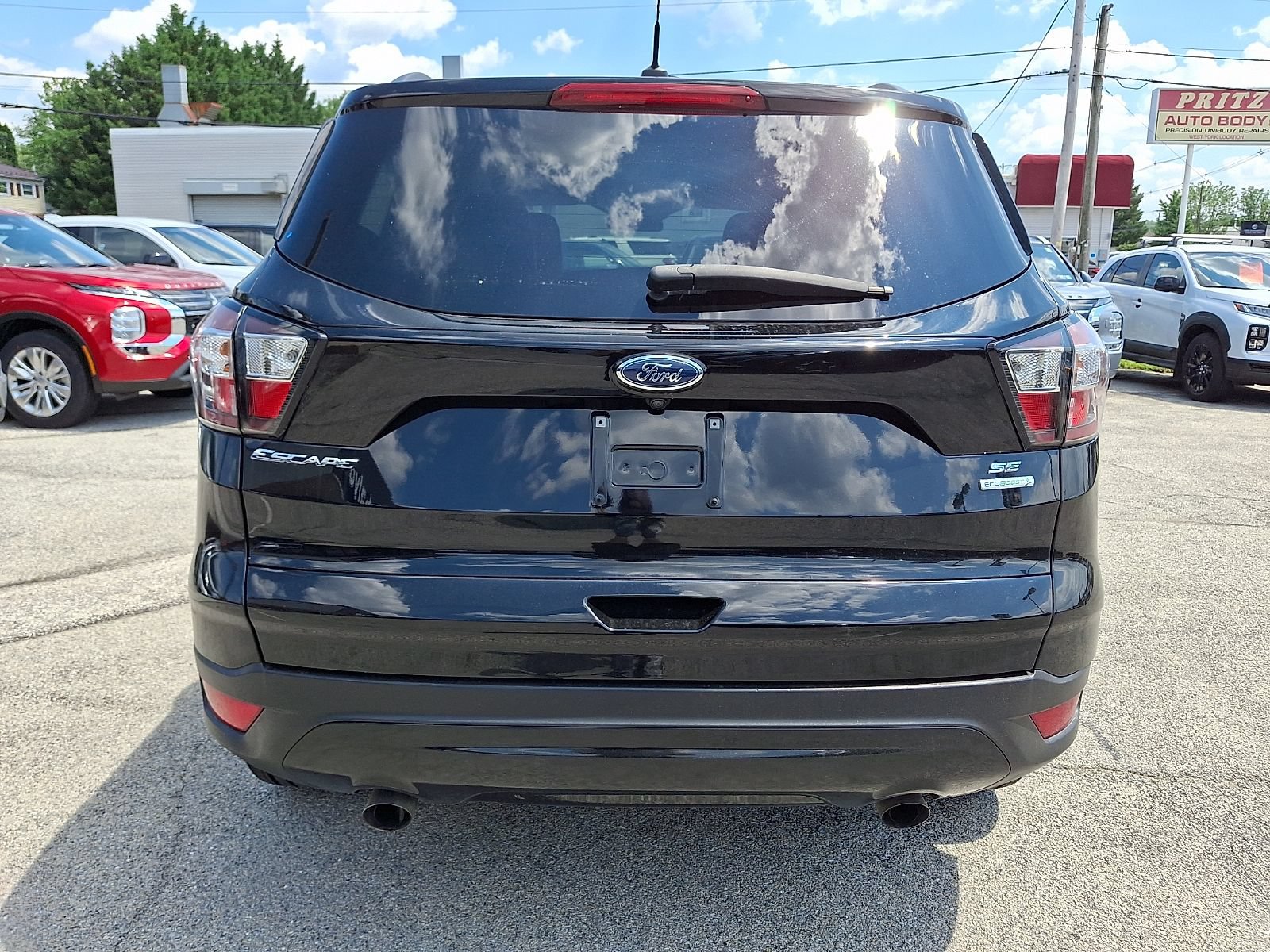 Used 2018 Ford Escape SE w/ SE Sport Appearance Package FWD image 6