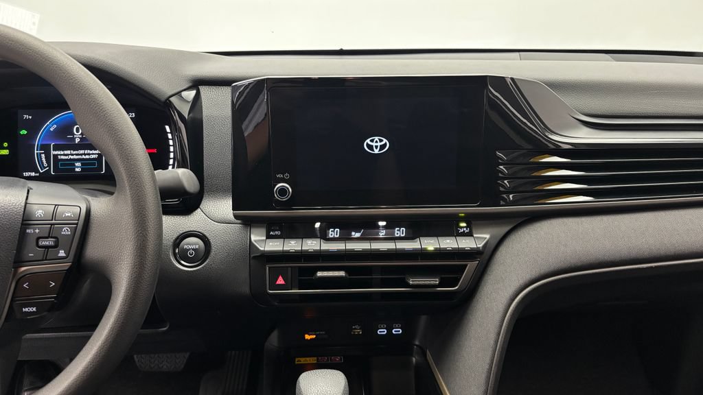 Used 2026 Toyota Camry LE FWD image 14