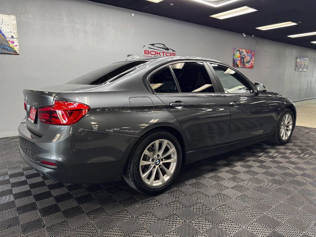 Used 2018 BMW 320i xDrive Sedan image 15