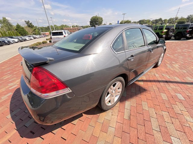 Used 2010 Chevrolet Impala LT w/ Luxury Edition Package FWD image 33