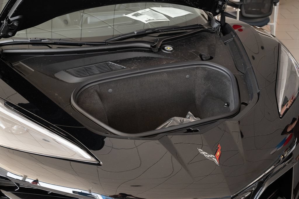 New 2027 Chevrolet Corvette Grand Sport w/ Z52 Sport Performance Package RWD image 7