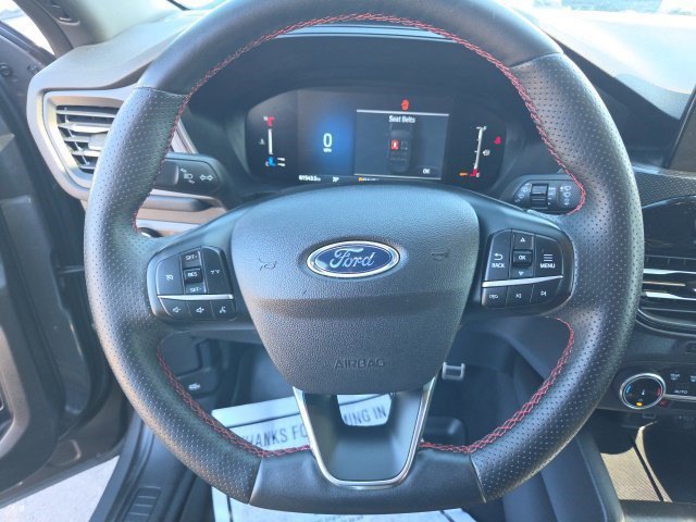 Used 2024 Ford Escape ST-Line Select AWD/4WD image 17