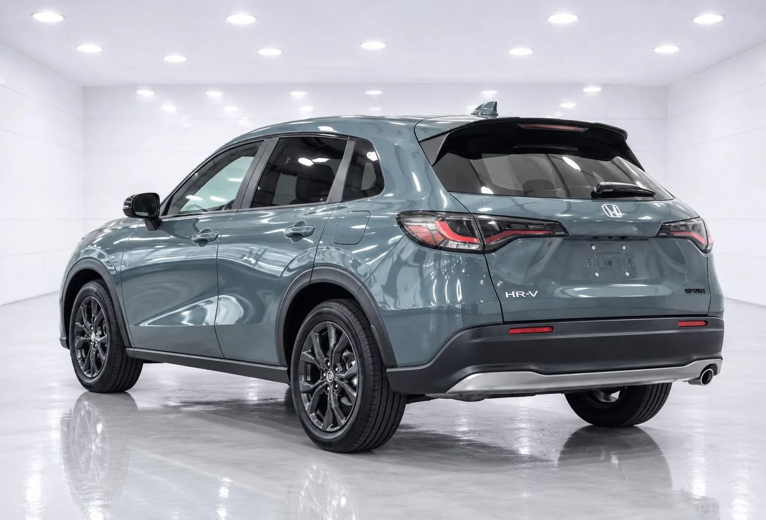 Used 2025 Honda HR-V Sport image 3