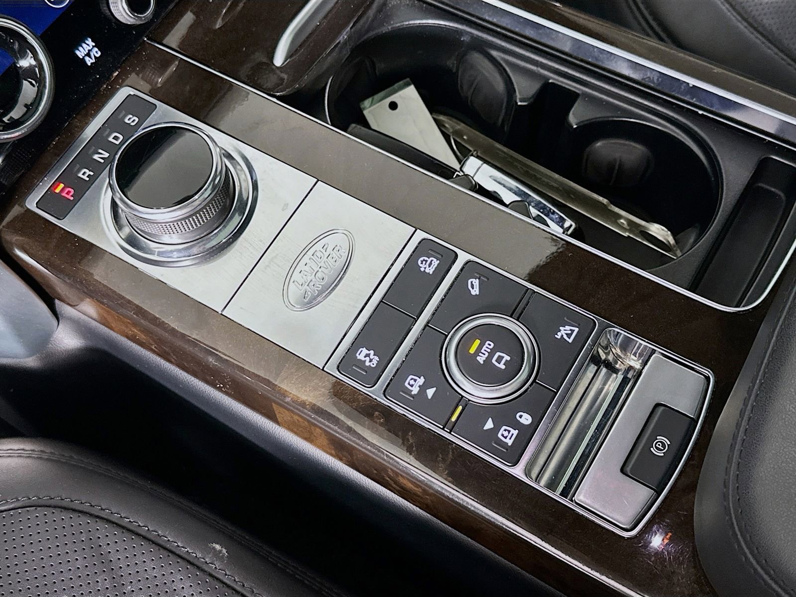 Used 2018 Land Rover Range Rover Supercharged image 20