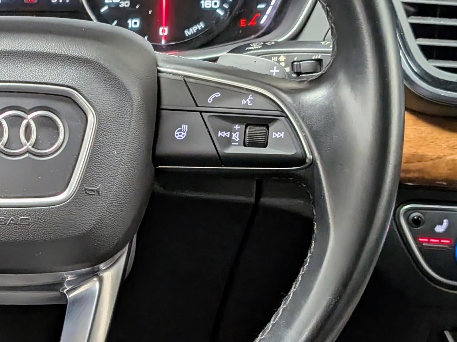 Used 2023 Audi Q5 2.0T Premium w/ Convenience Package image 34