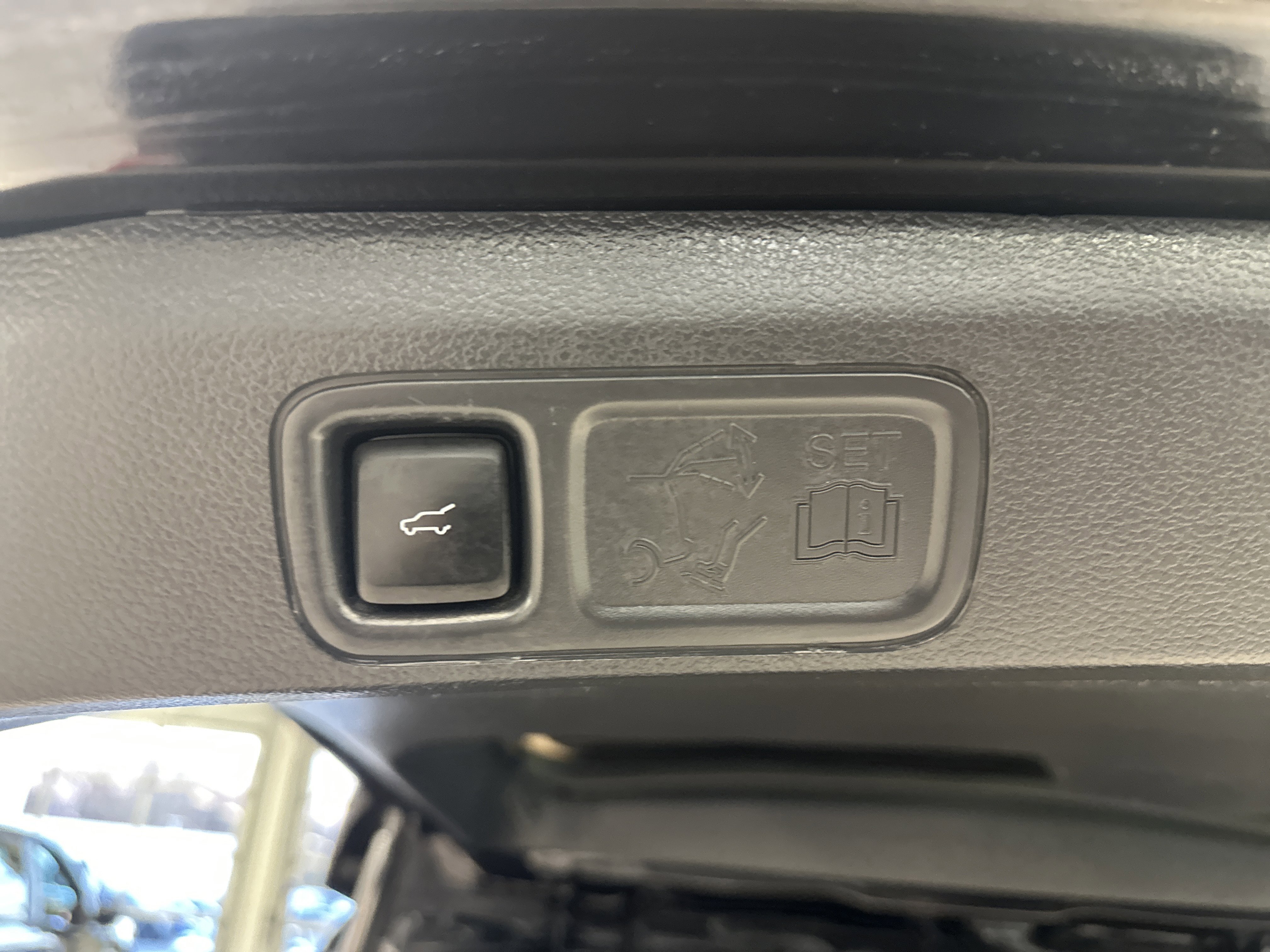 Certified 2022 Ford Expedition Max Limited image 32