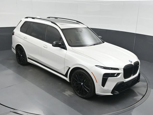 Used 2023 BMW X7 M60i w/ Executive Package AWD/4WD image 39