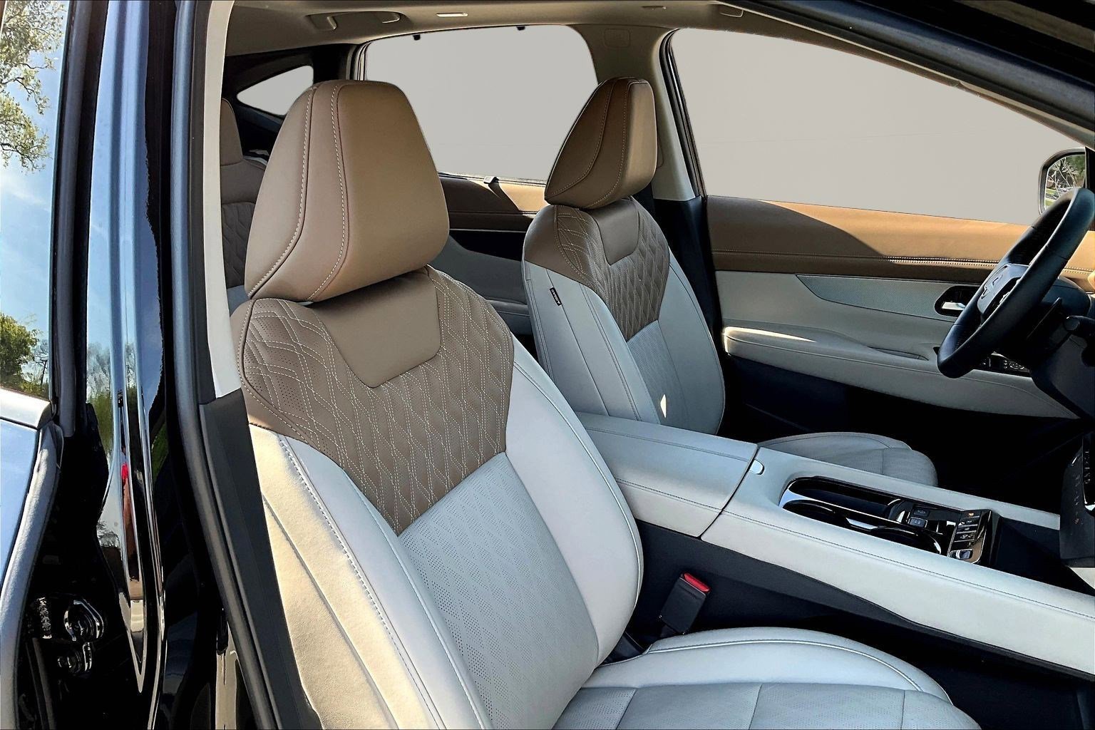 Used 2025 Nissan Murano Platinum w/ Cargo Package image 29