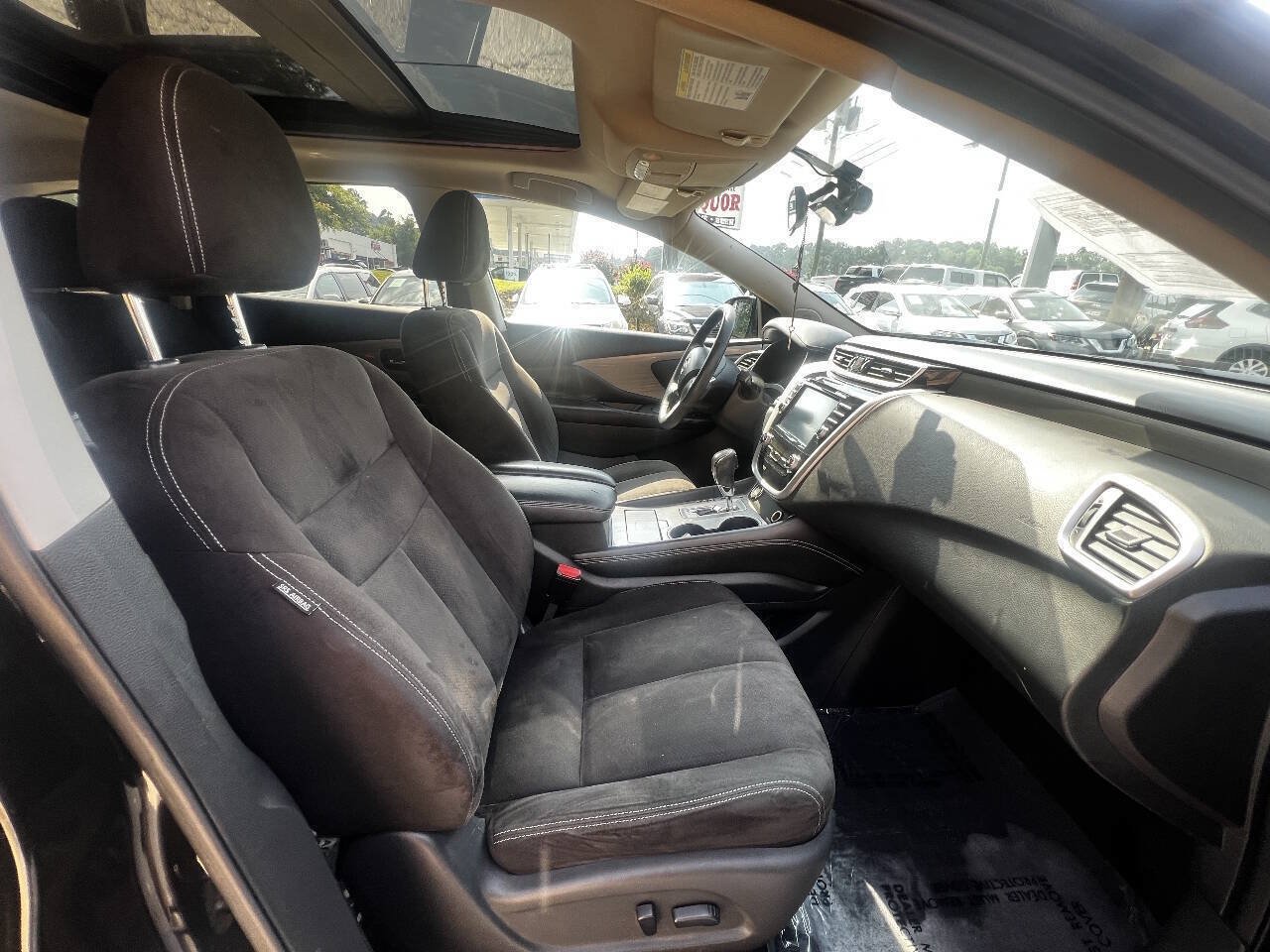 Used 2015 Nissan Murano SV w/ Premium Package FWD image 14
