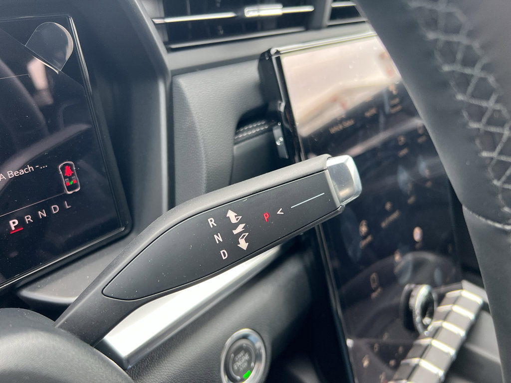 New 2026 GMC Terrain Denali w/ LPO, Black Badging Package image 33