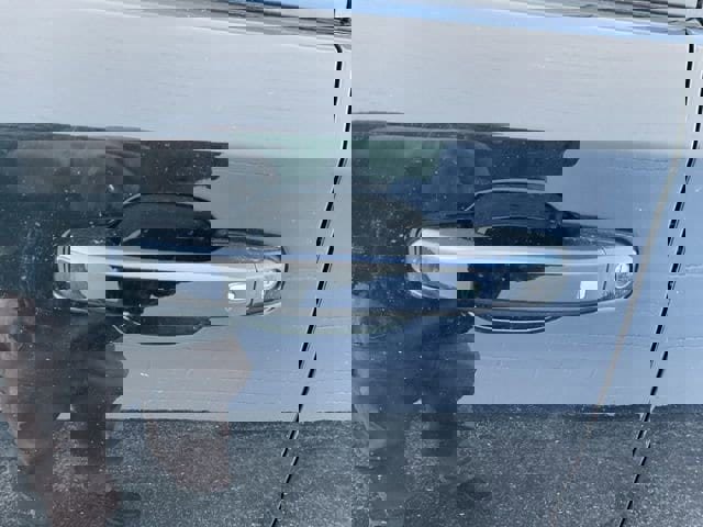 Used 2024 Chevrolet Silverado 1500 LT image 28