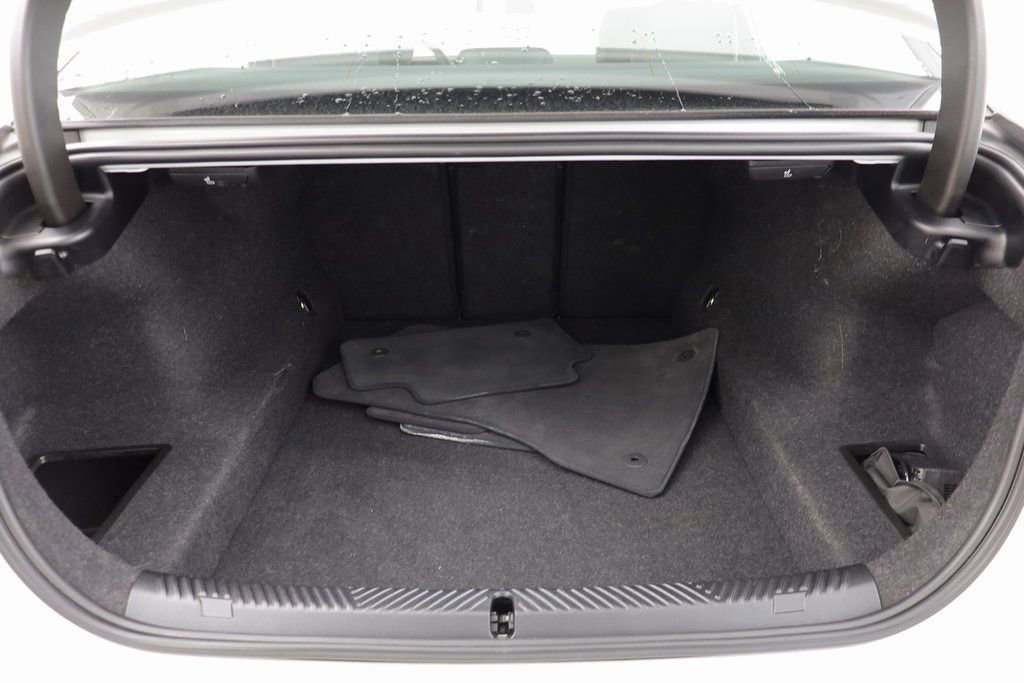 Used 2025 BMW 530i xDrive image 18