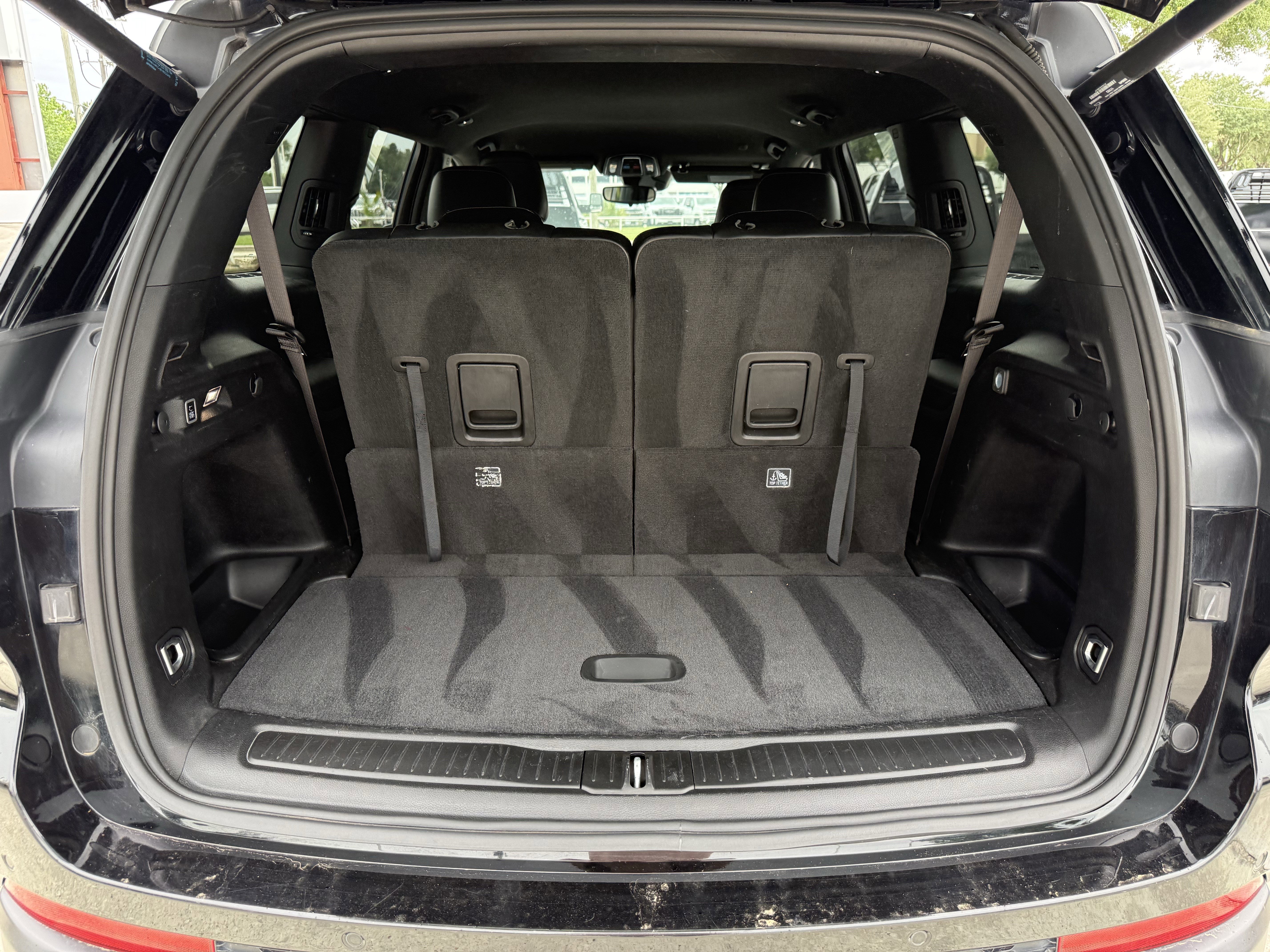 Used 2023 Jeep Grand Cherokee L Laredo AWD/4WD image 31