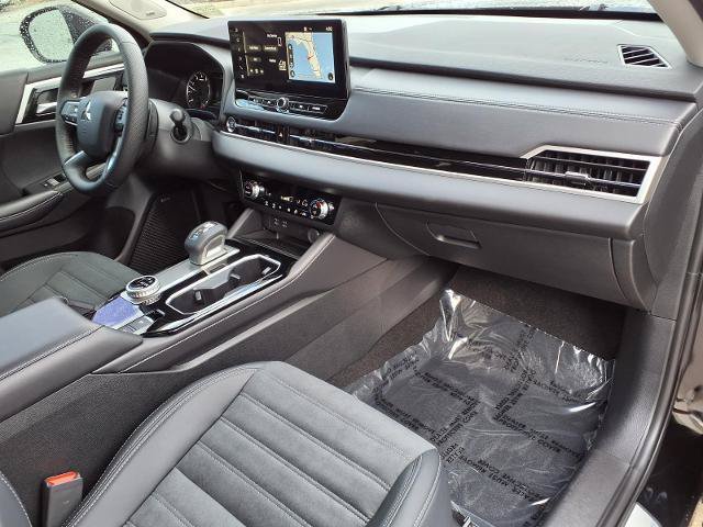 New 2026 Mitsubishi Outlander SE FWD image 8