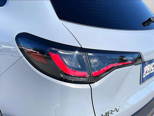 Used 2024 Honda HR-V Sport image 29