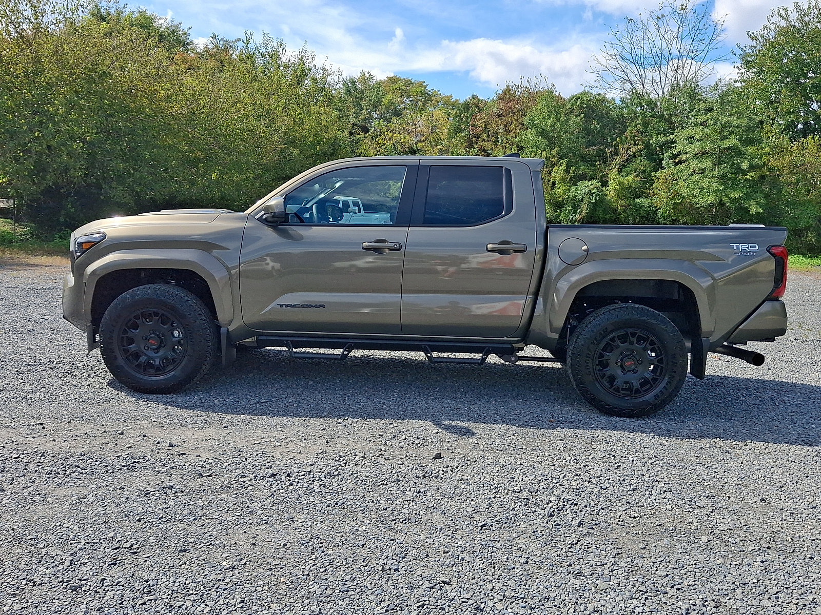 Used 2026 Toyota Tacoma TRD Sport AWD/4WD image 4