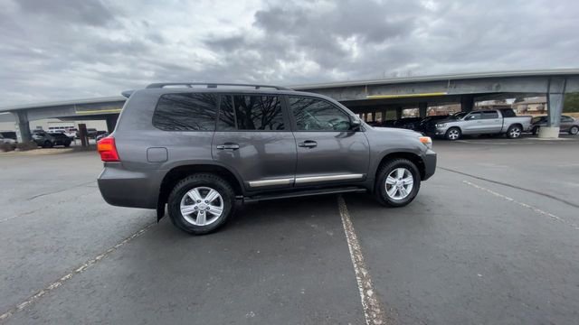 Used 2013 Toyota Land Cruiser image 9