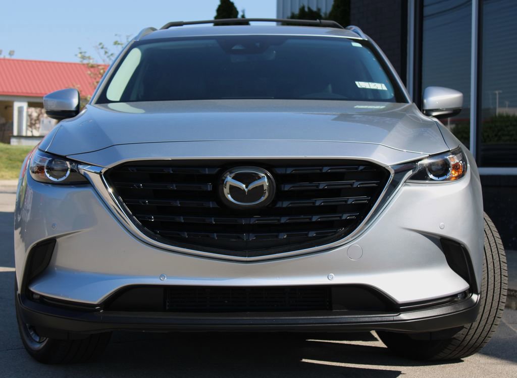 Used 2022 MAZDA CX-9 Touring Plus AWD/4WD image 2