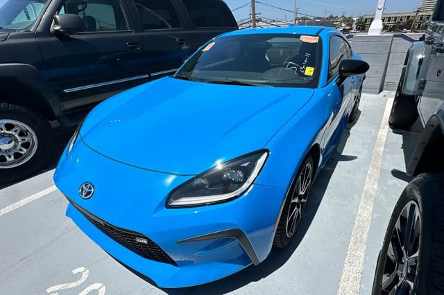 Used 2022 Toyota GR86 RWD image 1
